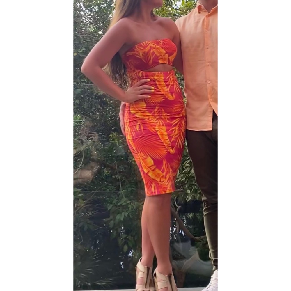 Strapless dress